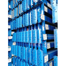 Ligger SSI/Schäfer PR600, type CE110, blauw, 3600 x 110 x 50mm (1900kg) GEBRUIKT